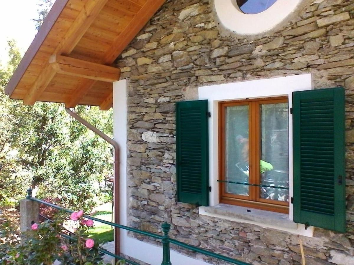 La Camelia D'Oro Apartment Oggebbio Exterior photo